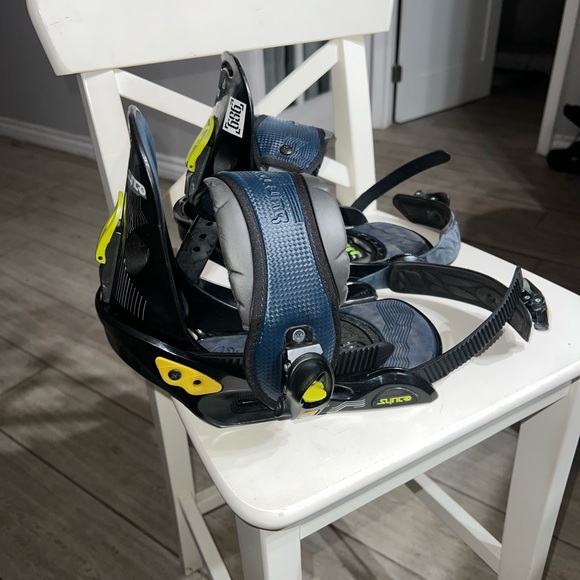 Burton Syncro snowboard bindings - Picture 2 of 3
